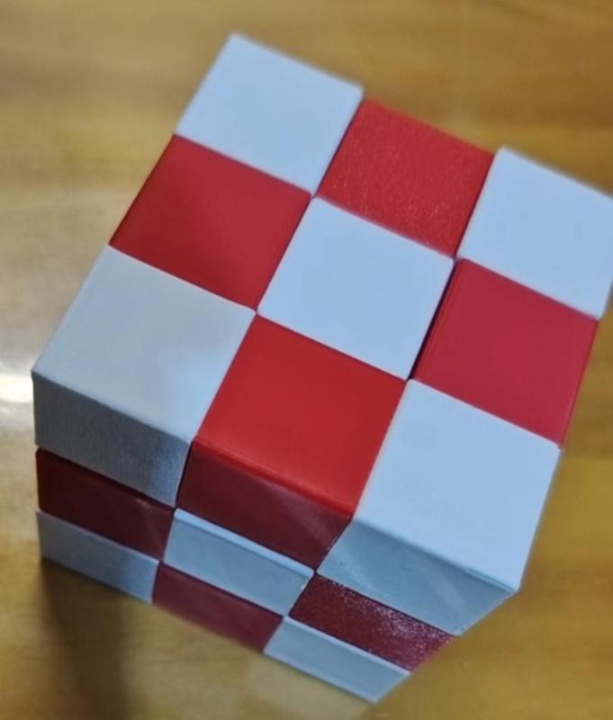 The Spirit of Luban's Snake Cube