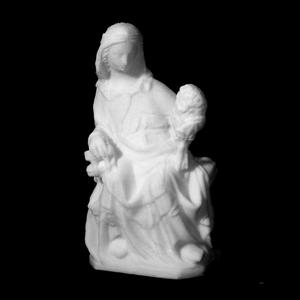 Mary at The Kiev Museum of Western and Oriental Art, Ukraine