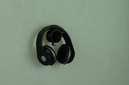 Willy Headphone Holder