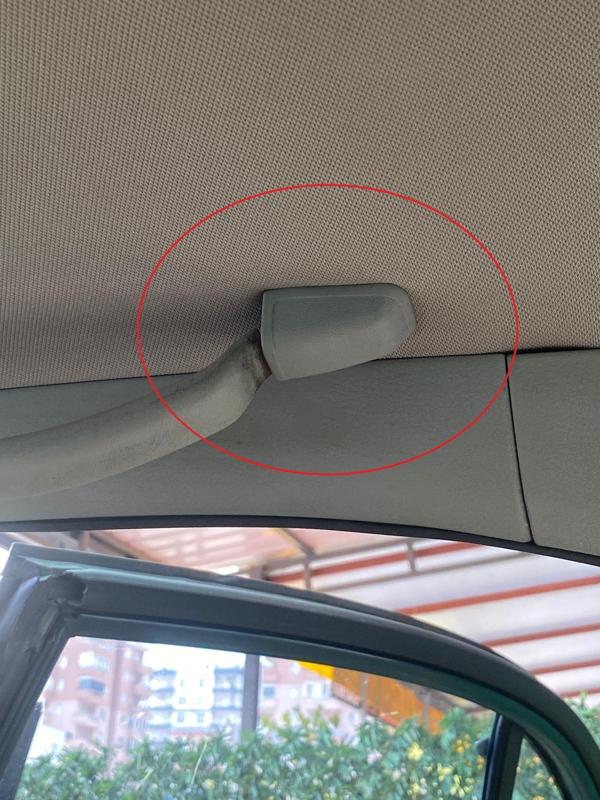 rover 620 ceiling handle screw cover