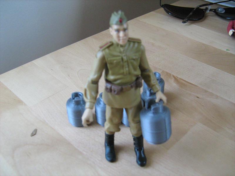 Small Propane Tank (1:18 scale)