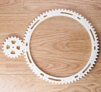 Gears for turntable