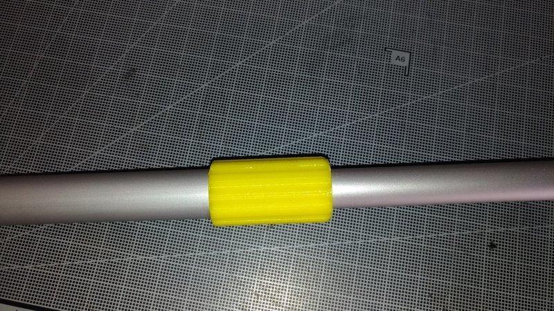 Lock for telescopic extender