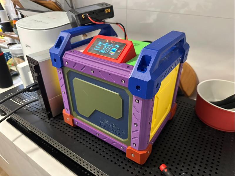 Battery case for LiFePo4 DC12V 120Ah