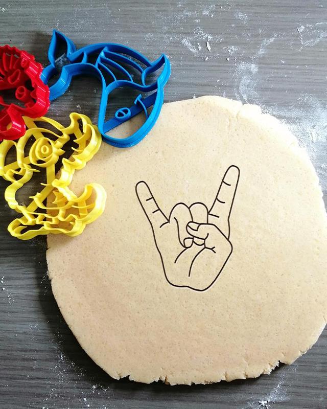 Rock sign Cookie Cutter + outline