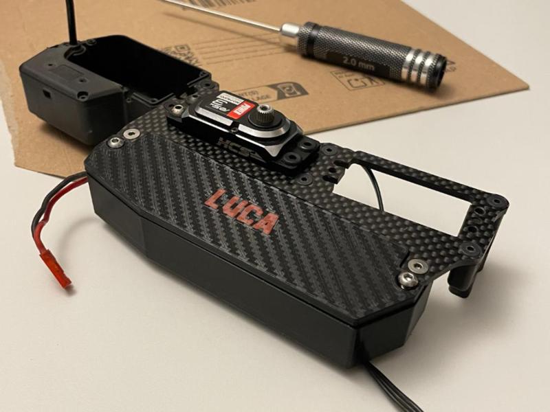 Mugen MBX8/R Battery Tray and Cover