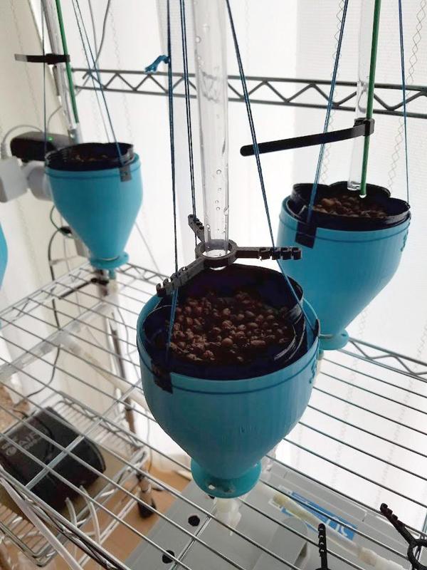 Tube stabilizers for 3Dponics