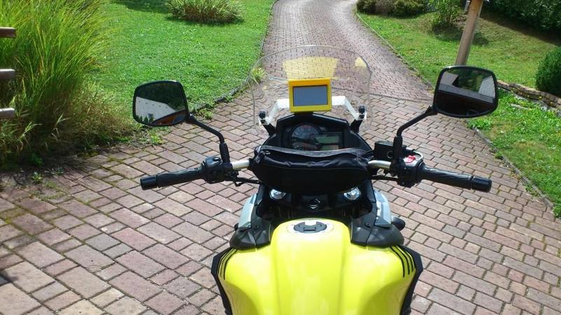 Garmin holder for Suzuki V-Strom 650