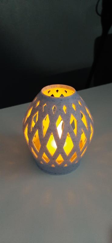 table lamp to install a led candle in it