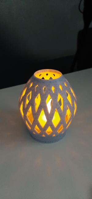 table lamp to install a led candle in it