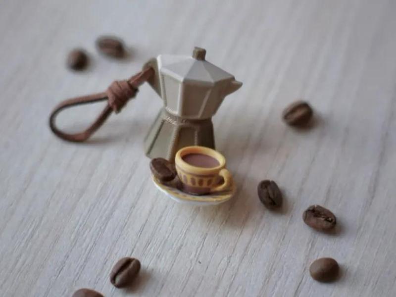 Coffee cup/pot (fridge magnet/badge/keychain)