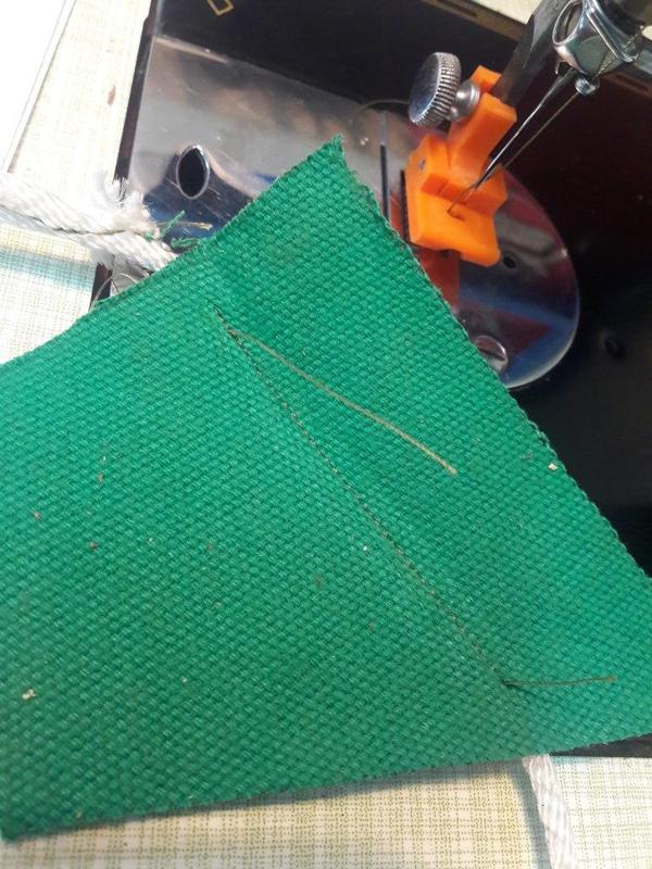 Sewing machine cording foot