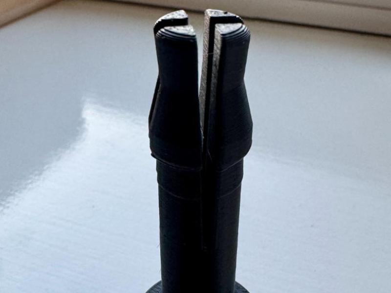 Wheelie Bin Hinge Pin - UK