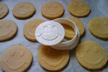 Smily Cookie cutter and stamp, With Improved Script!