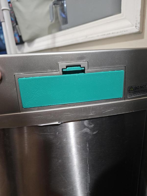 (Costco) Ninestars Dzt-50-28SL Replacement Battery Door