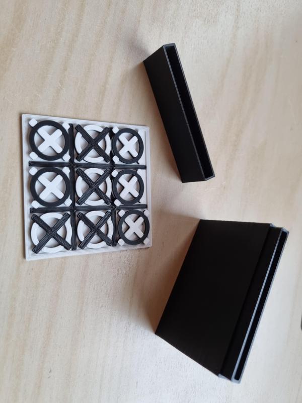 Tiny travel Tic Tac Toe v2