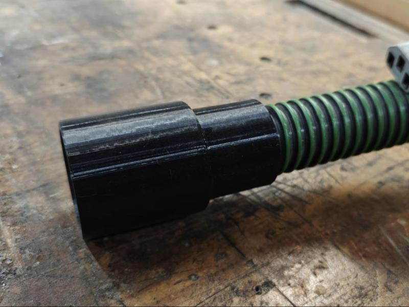 1.25" (32mm) Dust Hose to 1.5" (38mm) Adapter