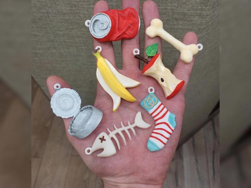 Christmas decoration from a trash