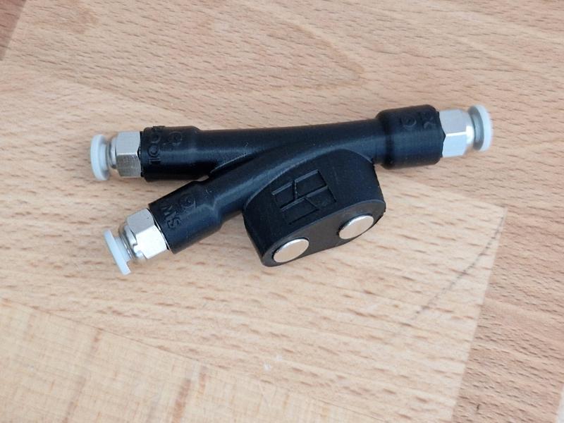 Bambu lab Y-splitter (2x 8x4mm magnets)