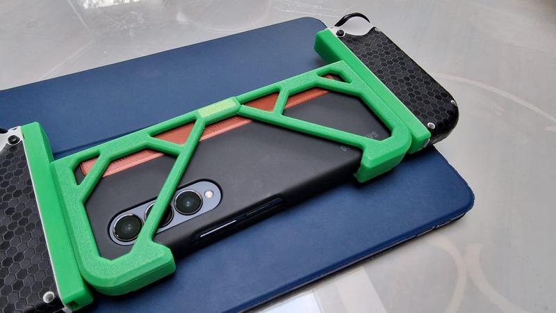 Magnetic Samsung Galaxy Fold 4 Split Joycon Mount