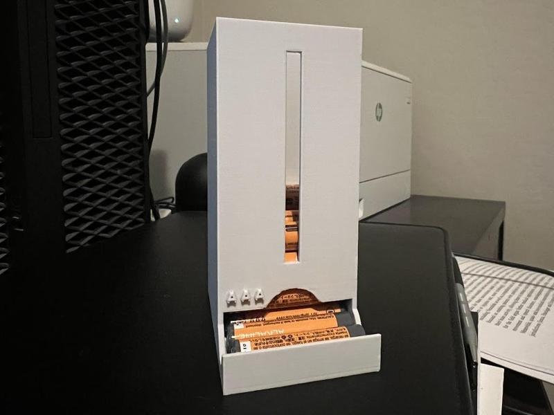 Another battery dispenser