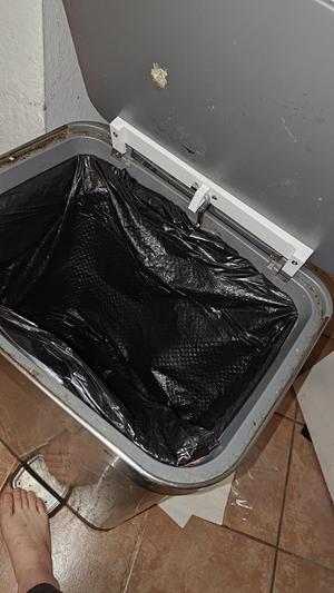 GLAD Trashcan hinge.stl