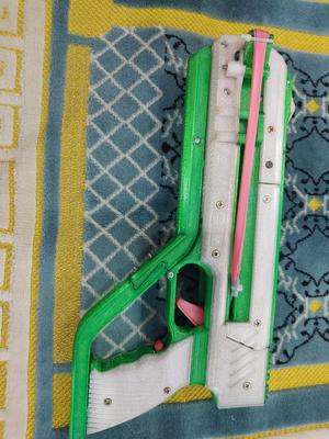 5 Rounds Pencil Slingshot ( Fun Project )