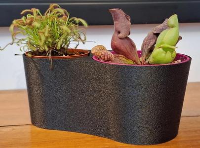 Dual Plant Planter for big and small grow pots with water level indicator   