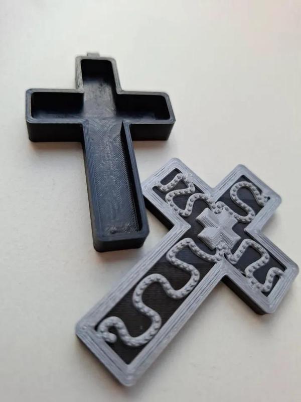 Thanos Pendant - Squid Games   