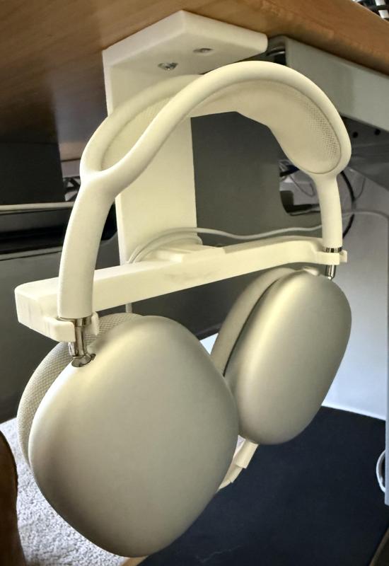 AirPods Max Under Desk Mount