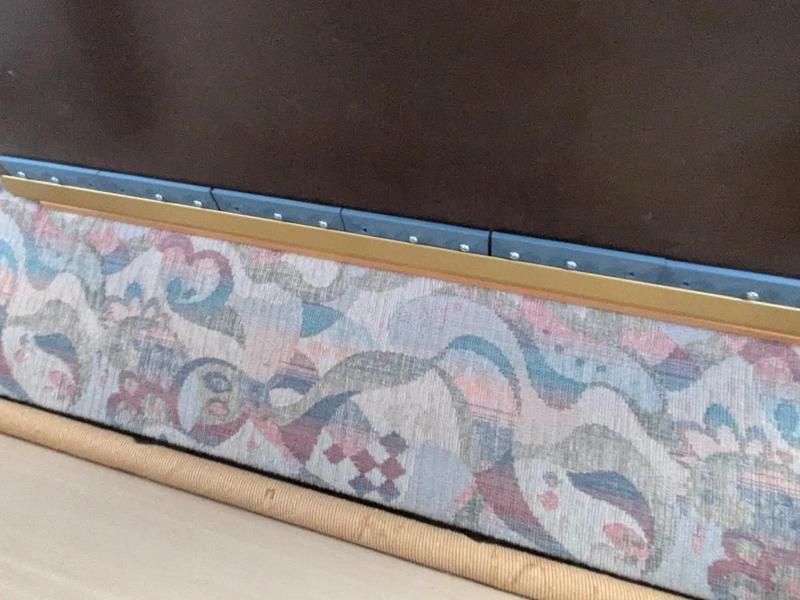 Dethleffs Wohnwagen Schiene für Tischplatte   