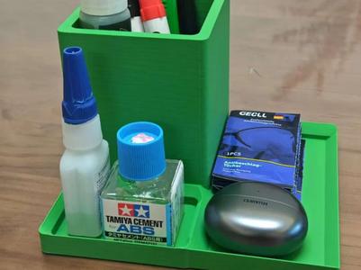Pen holder
