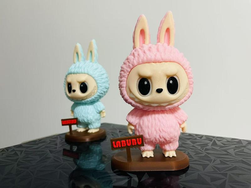 labubu display stand