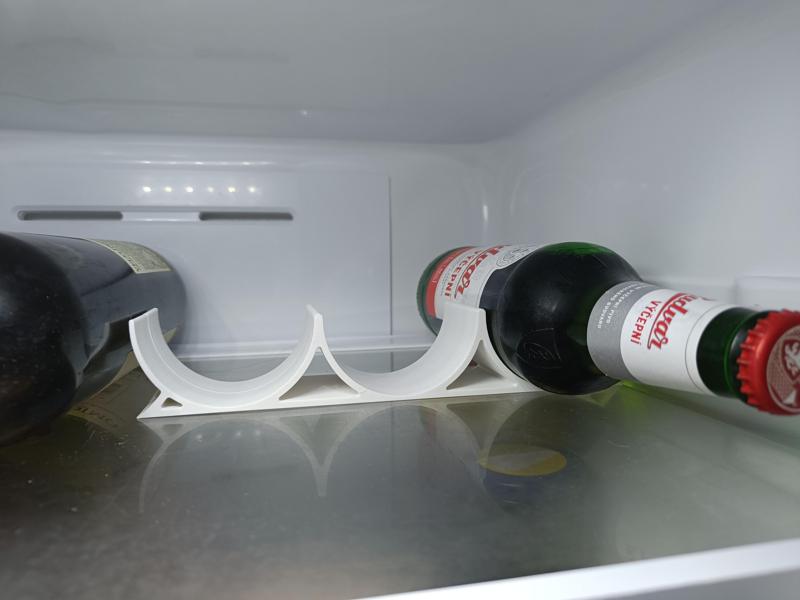 Stojan na pivo do lednice, Beer bottles holder.