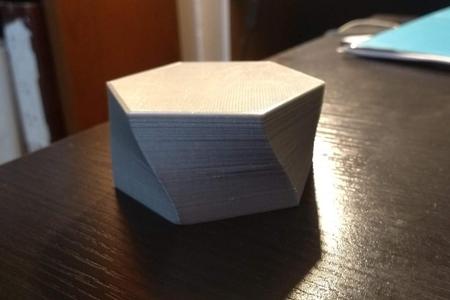 Seamless hiding spot 