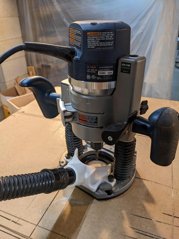 Bosch 1617 Plunge Router Dust Collection Shroud