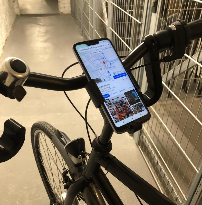 Bike Phone holder (moto G7 Power with pop socket)