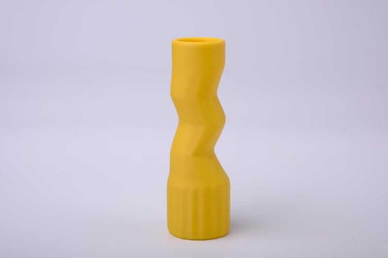 Ziggy Slim Vase – Wavy Modern Vase Design