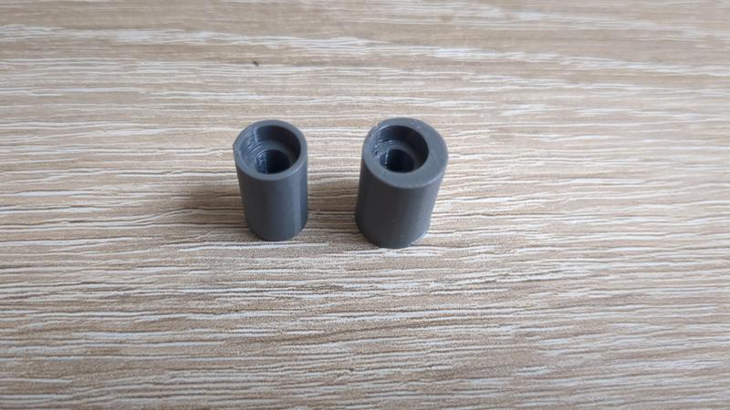 Regalbodenhalter / Shelf holder