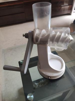 Juicer Handle Assembly 1.STL