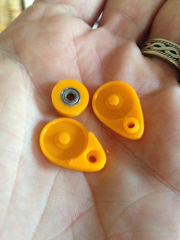 RC Yacht Pulley (3mmID ,6mmOD)