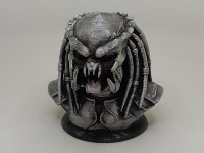 Legendary Predator Head Bust Statue