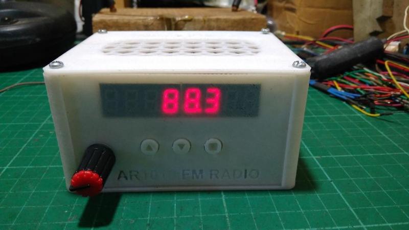 AR1010 Digital FM Enclosure
