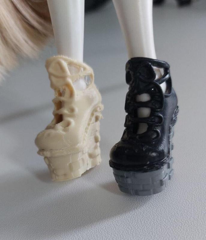 Monster high shoes Lorna Pinkie Cooper boots hills doll acessories Lorna McNessie