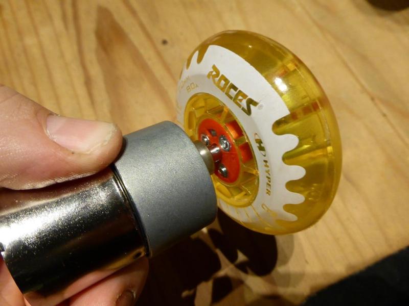 Jonction axe moteur (6mm) / roues de roller (22mm)