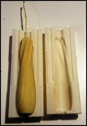 Simple Mold for Candlemaking