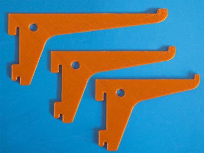 Shelf bracket set for single track slot