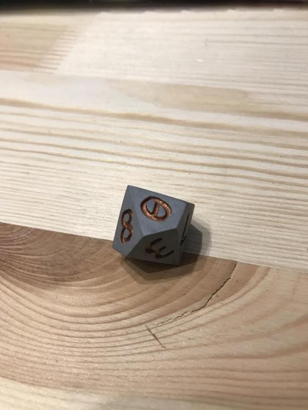 D10 die 