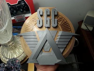 Stargate Command Emblem (Slight Remix for Single Extruder multicolor print)