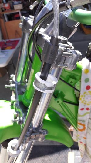 Kawasaki KDX 200 Brake front line bushing